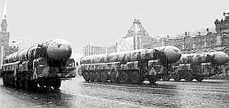 Russian SS-25 intercontinental ballistic missiles (ICBM) on parade in Moscow